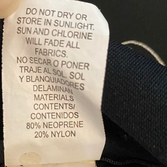 Hyperflex Neoprene Wetsuit Men’s Size M - Picture 13 of 13